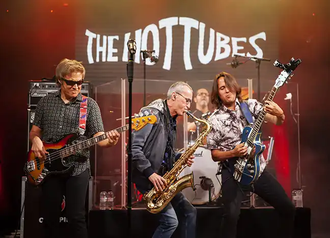 Carlos Guardado, Lorenzo Ascona, Kacho Casal y Javier Serrano en concierto