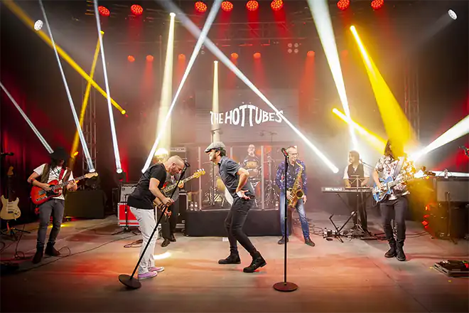 Banda en concierto - Imágen contacto